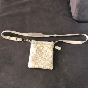 Coach messenger purse